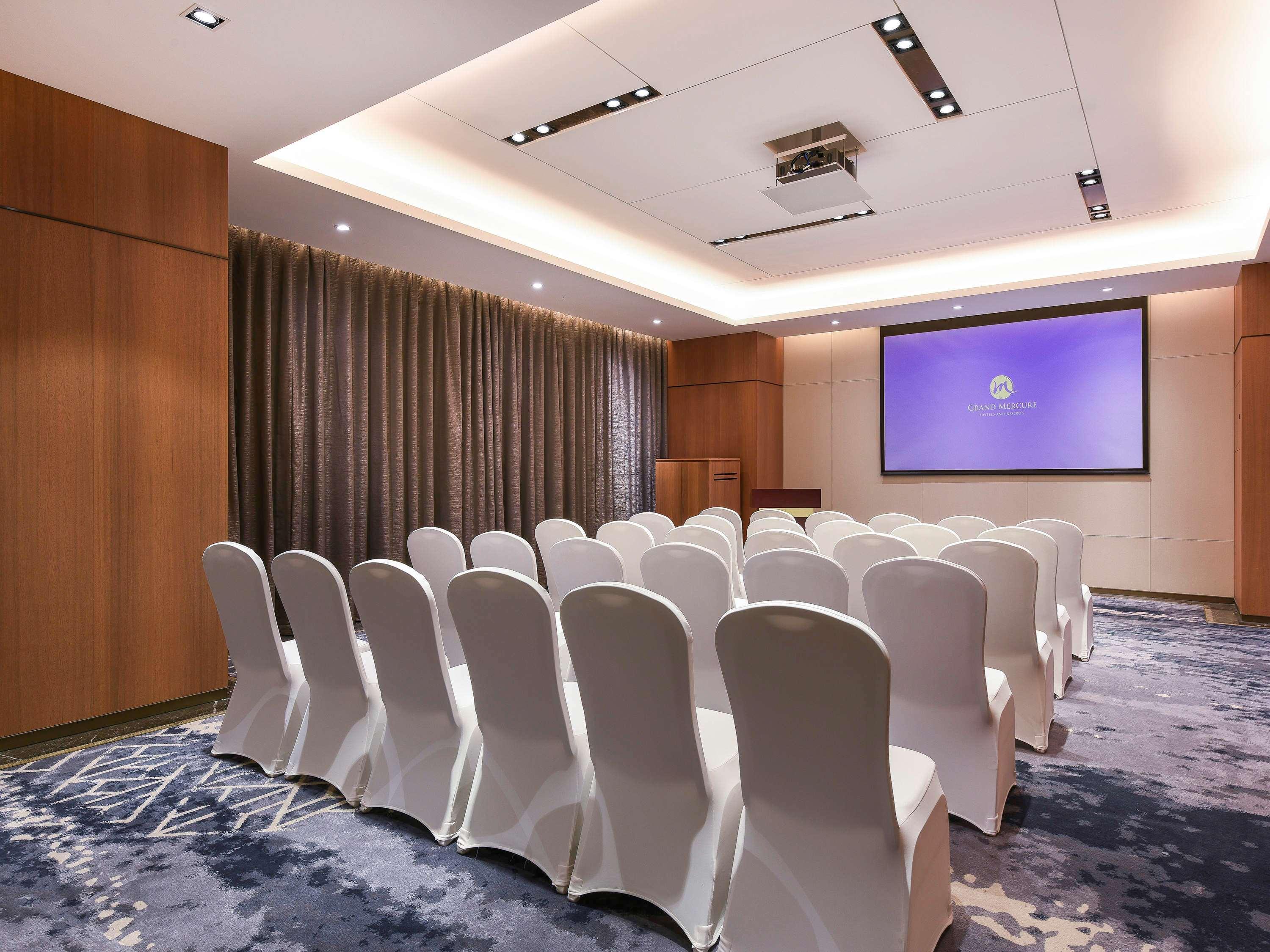 Grand Mercure Foshan Country Garden Екстериор снимка